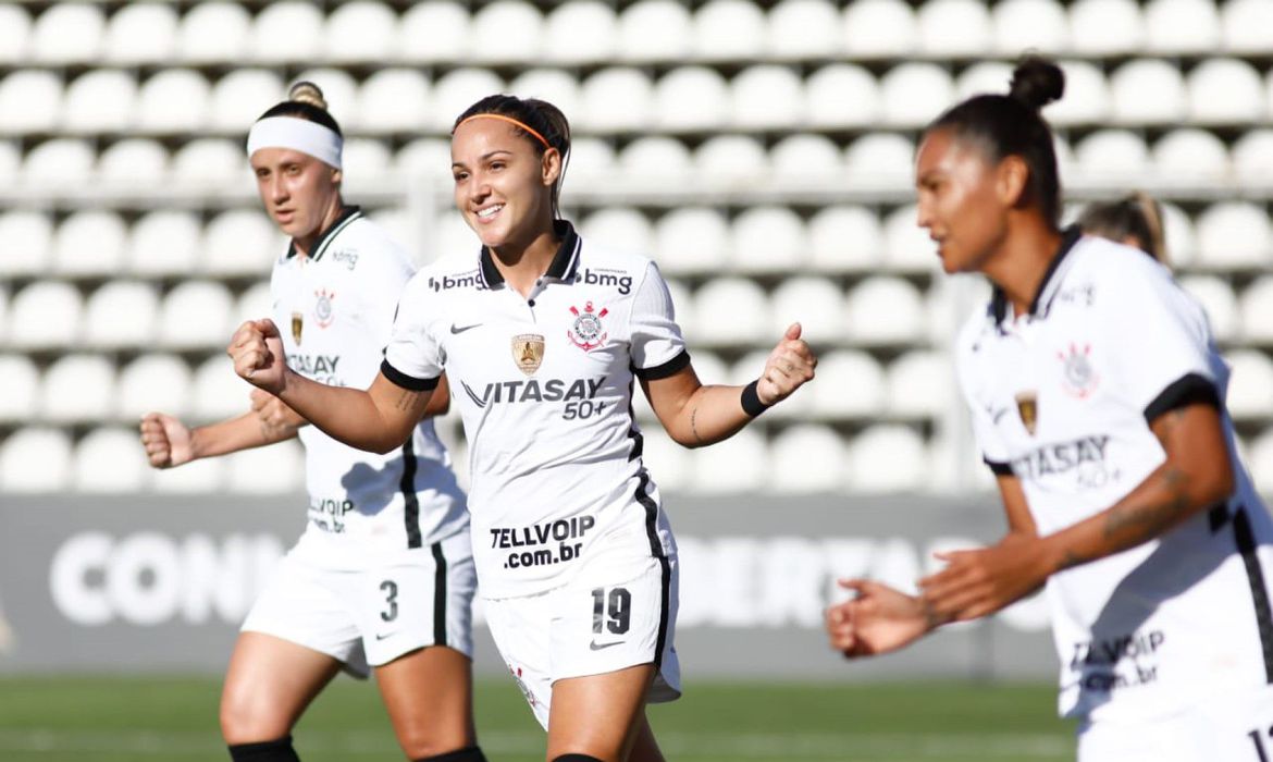 Corinthians aplica maior goleada da história da Libertadores Feminina