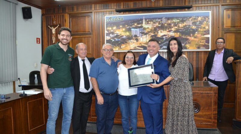 Professor André Rossato é homenageado com Título de Cidadão Honorário de Andirá