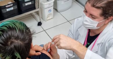 Paraná reforça alerta contra sarampo e orienta viajantes sobre vacinação e prevenção Paraná reforça alerta contra sarampo e orienta viajantes sobre vacinação e prevenção