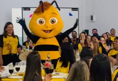 EDUCAÇÃO DE ANDIRÁ IMPLANTA PROJETO “A UNIÃO FAZ A VIDA”, EM PARCERIA COM SICREDI