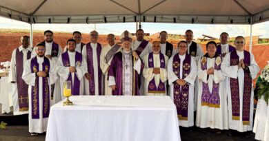 Romaria da Rota do Rosário celebra São José no Santuário em Andirá