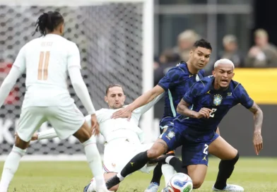 Brasil joga mal e perde de 2 a 1 para a França nos EUA