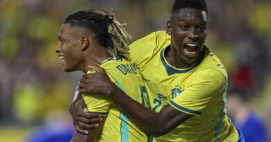 Brasil derrota Croácia em último jogo antes da convocação para a Copa