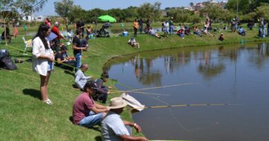 2ª Pesca da Família reúne mais de 4 mil pessoas e arrecada 2 toneladas de ração em Andirá