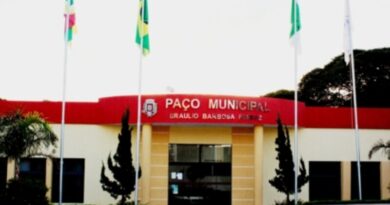 Sindicato cobra revisão do auxílio-alimentação para servidores de Andirá Sindicato cobra revisão do auxílio-alimentação para servidores de Andirá