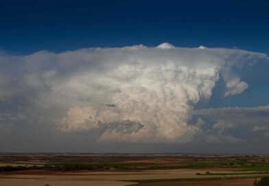 De olho no céu: Simepar explica os tipos de nuvens que apresentam riscos de tempestades