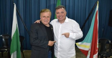 Professor André Rossato apresenta pré-candidatura a deputado federal pelo PL