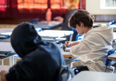 Inscrições para o Enem estão abertas; rede estadual oferece ferramentas de preparação