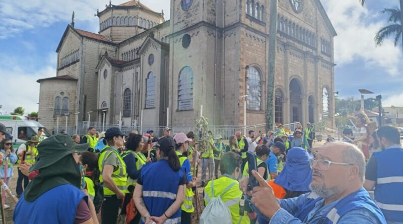 Turismo religioso: 200 peregrinos do Caminho dos Anjos passaram por Ibiporã