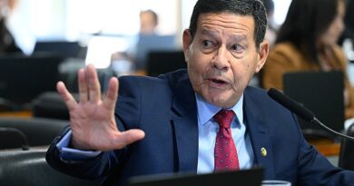 Critérios para acesso à Justiça gratuita são aprovados pela CCJ Critérios para acesso à Justiça gratuita são aprovados pela CCJ