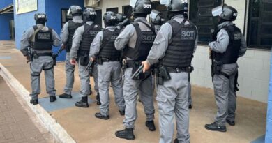 1.049 policiais penais são promovidos no Paraná após modernização da carreira 1.049 policiais penais são promovidos no Paraná após modernização da carreira