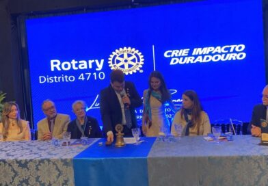 Rotary Club de Andirá realiza cerimônia de transmissão de cargos com marco histórico e doação internacional