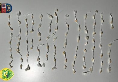 Adolescente é apreendido com 88 pedras de crack em Jacarezinho