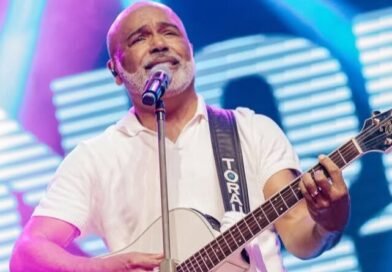Cantor Rick, da dupla Rick & Renner, morre aos 59 anos em acidente de helicóptero