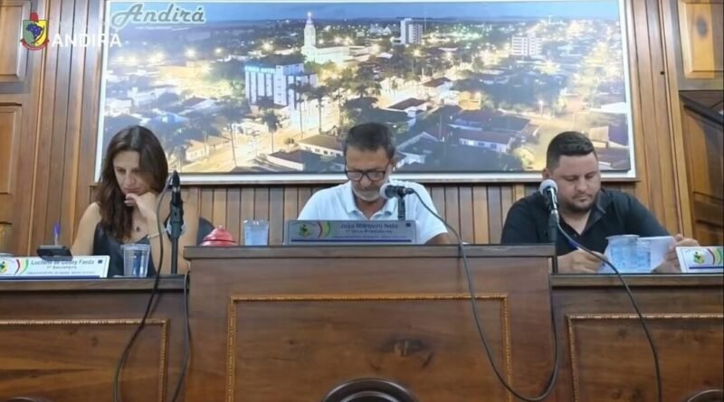 Câmara de Andirá aprova urgência e crédito adicional de R$ 700 mil em sessão